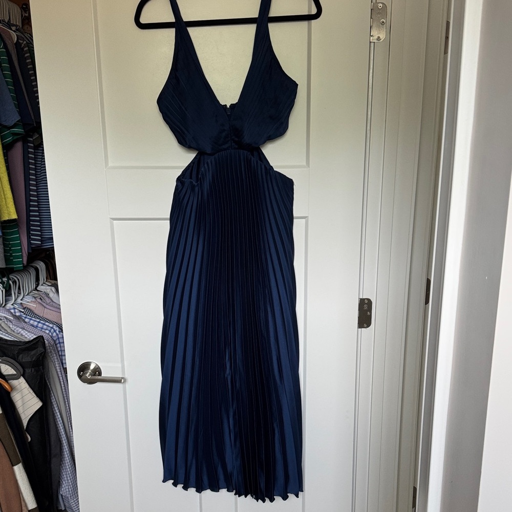 Abercrombie & Fitch Navy Blue Backless Pleated Midi Dress